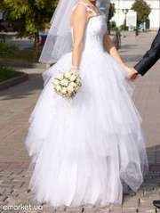 Шикарное Свадебное платье торгуюсь